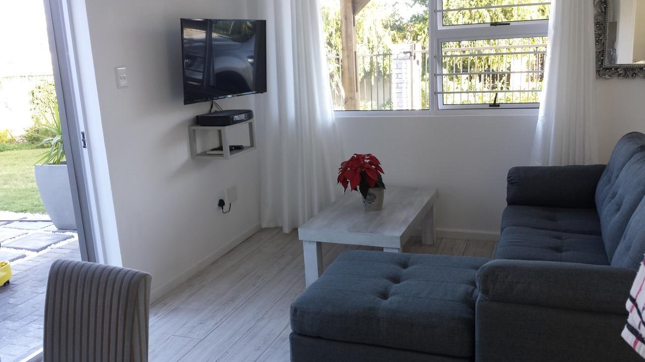 29 Carissa Street Apartment Somerset West Exterior foto
